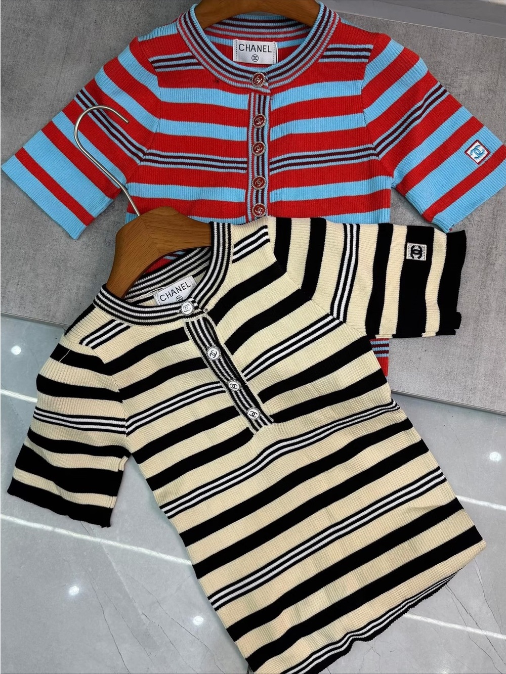 CC Striped Short Sleeve Top in Cream & Black NWT. No brand